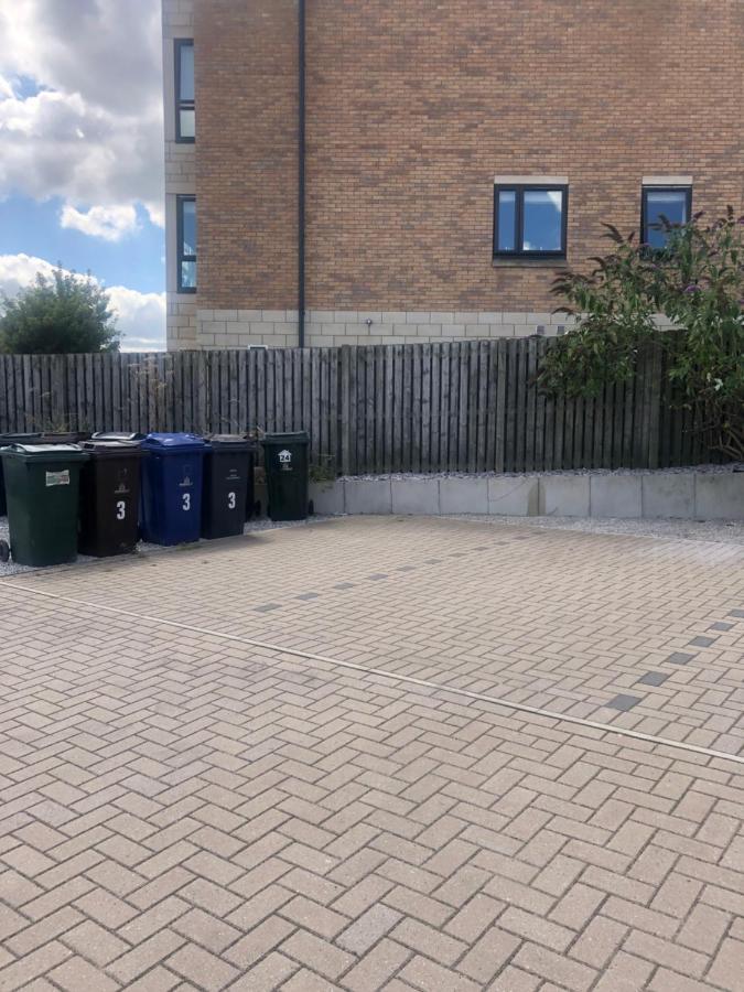 Barber House, Hoyland With Two Allocated Parking Spaces エクステリア 写真